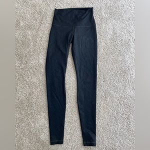 Lululemon leggings size 6 in black snake print